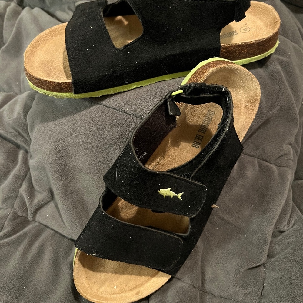 Boys sandals
